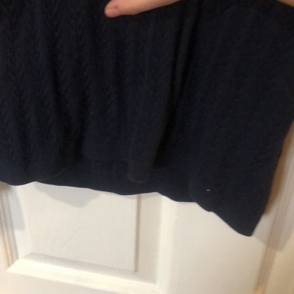 Tommy Hilfiger navy cable knit sweater top - Picture 3 of 3